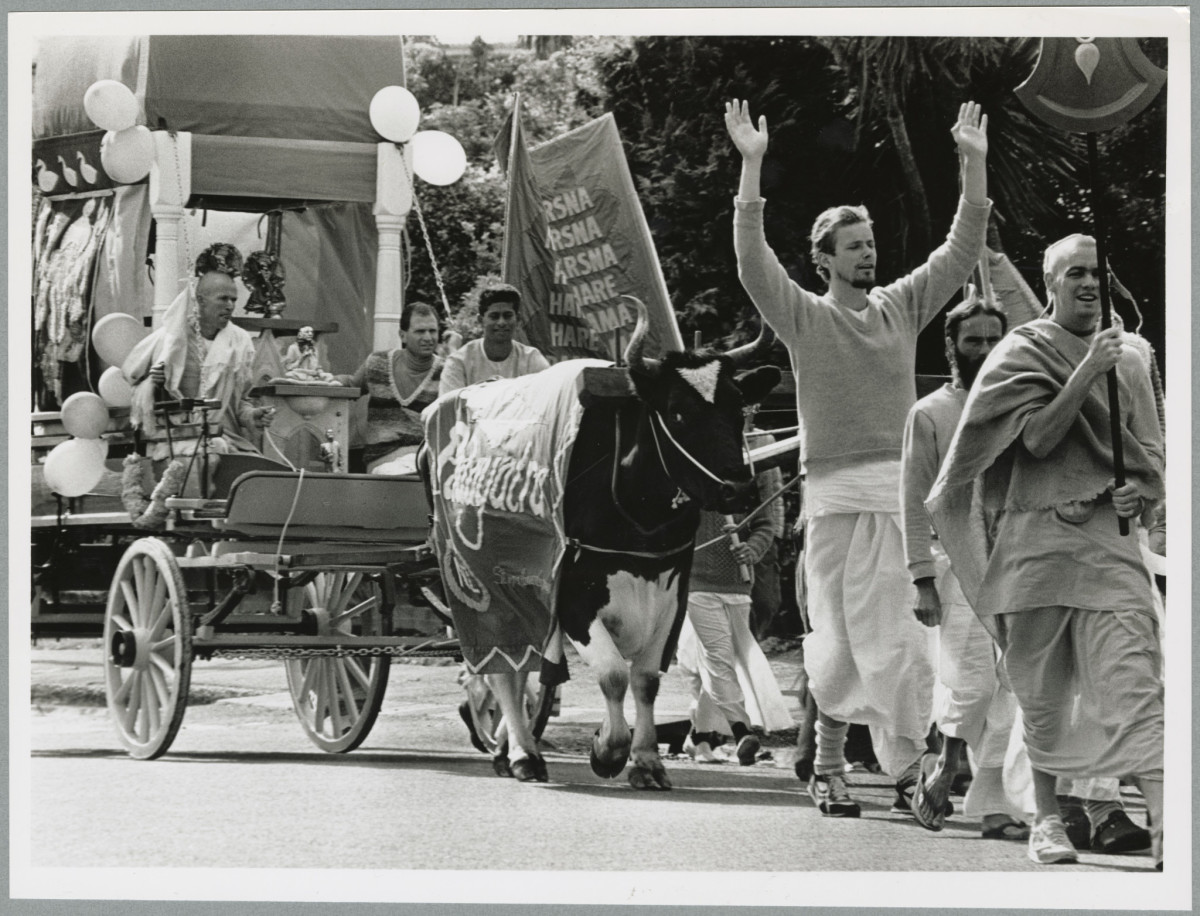 Hare Krishna Parade On Bealey Avenue | Discoverywall.nz