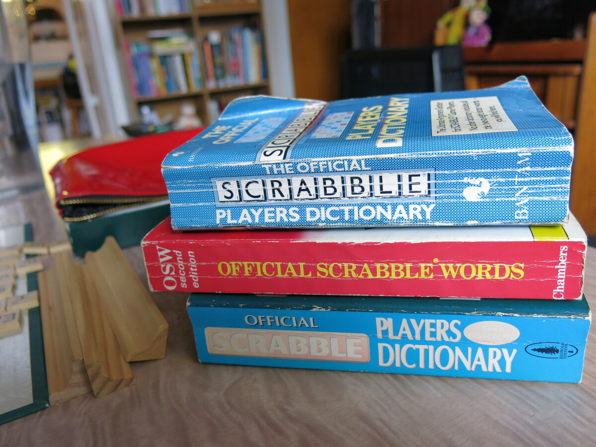 scrabble-dictionaries-discoverywall-nz