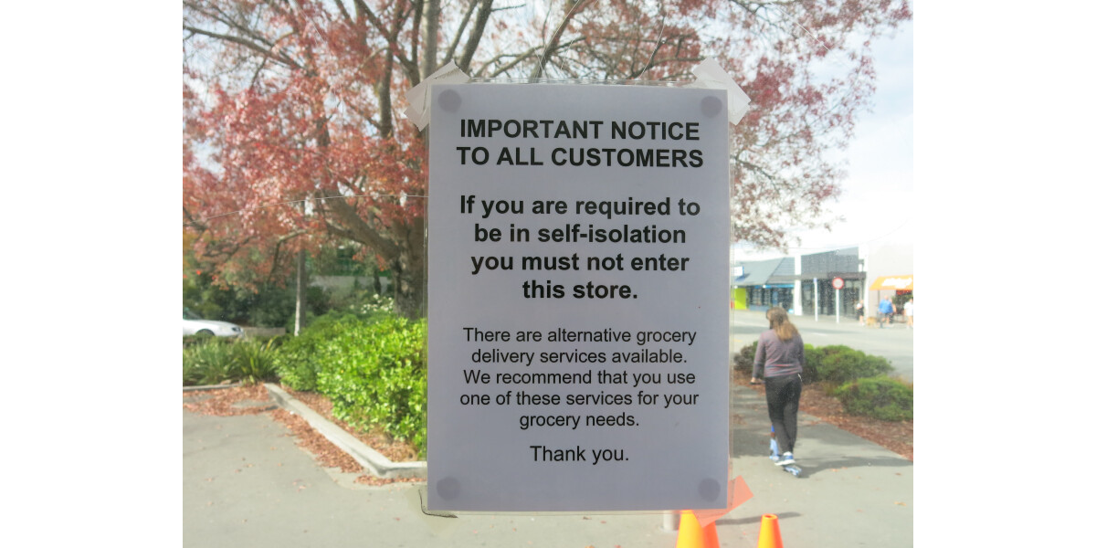 Sign on Fresh Choice, Edgeware discoverywall.nz