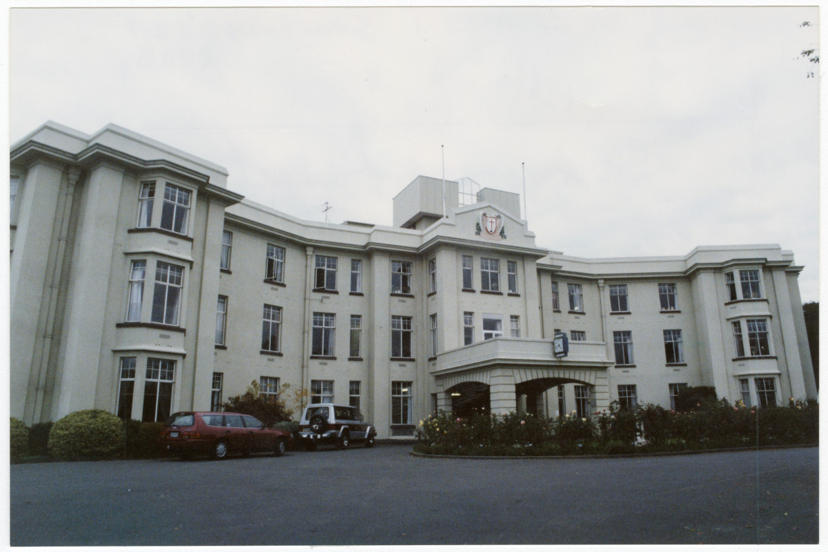 Aerial view of Coronation Hospital in Cashmere | discoverywall.nz