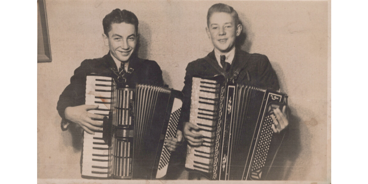 Accordion players discoverywall.nz