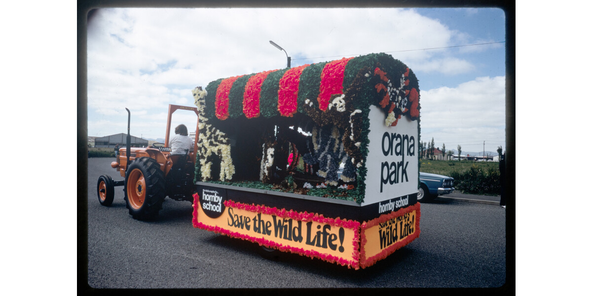 Orana Park float | discoverywall.nz