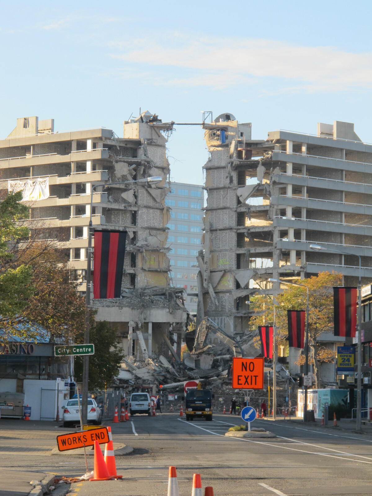 Crowne Plaza demolition