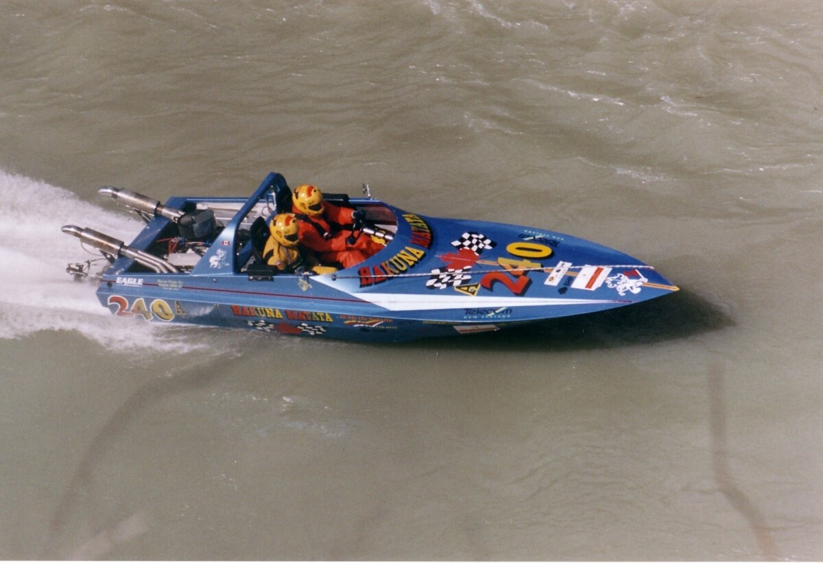 Jetboat racing down the Waiau Gorge