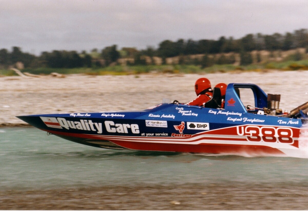 Jetboat racing on Waimakariri River stage of the World Jetboat Marathon