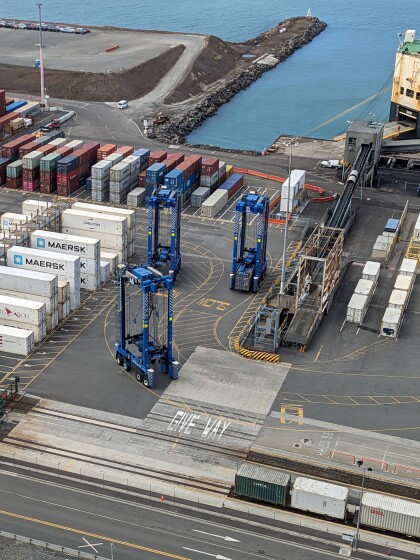 Straddle carriers at Lyttelton Port
