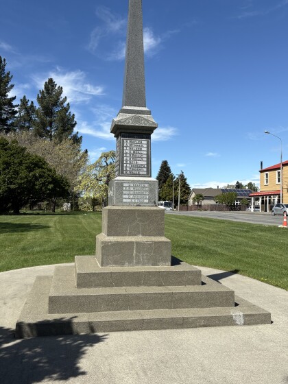 Albury War Memorial, side 2
