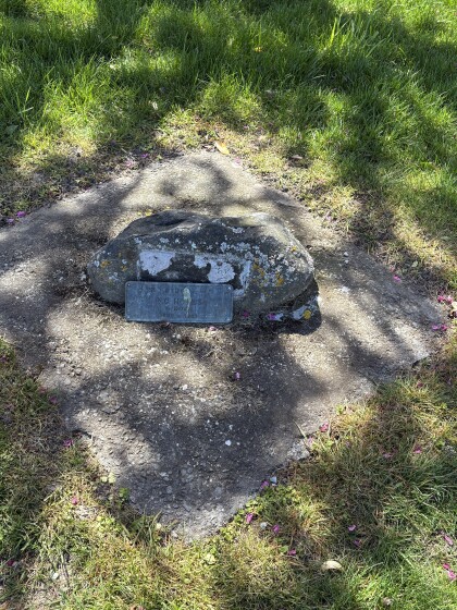 Victor Charles Howes commemorative plaque