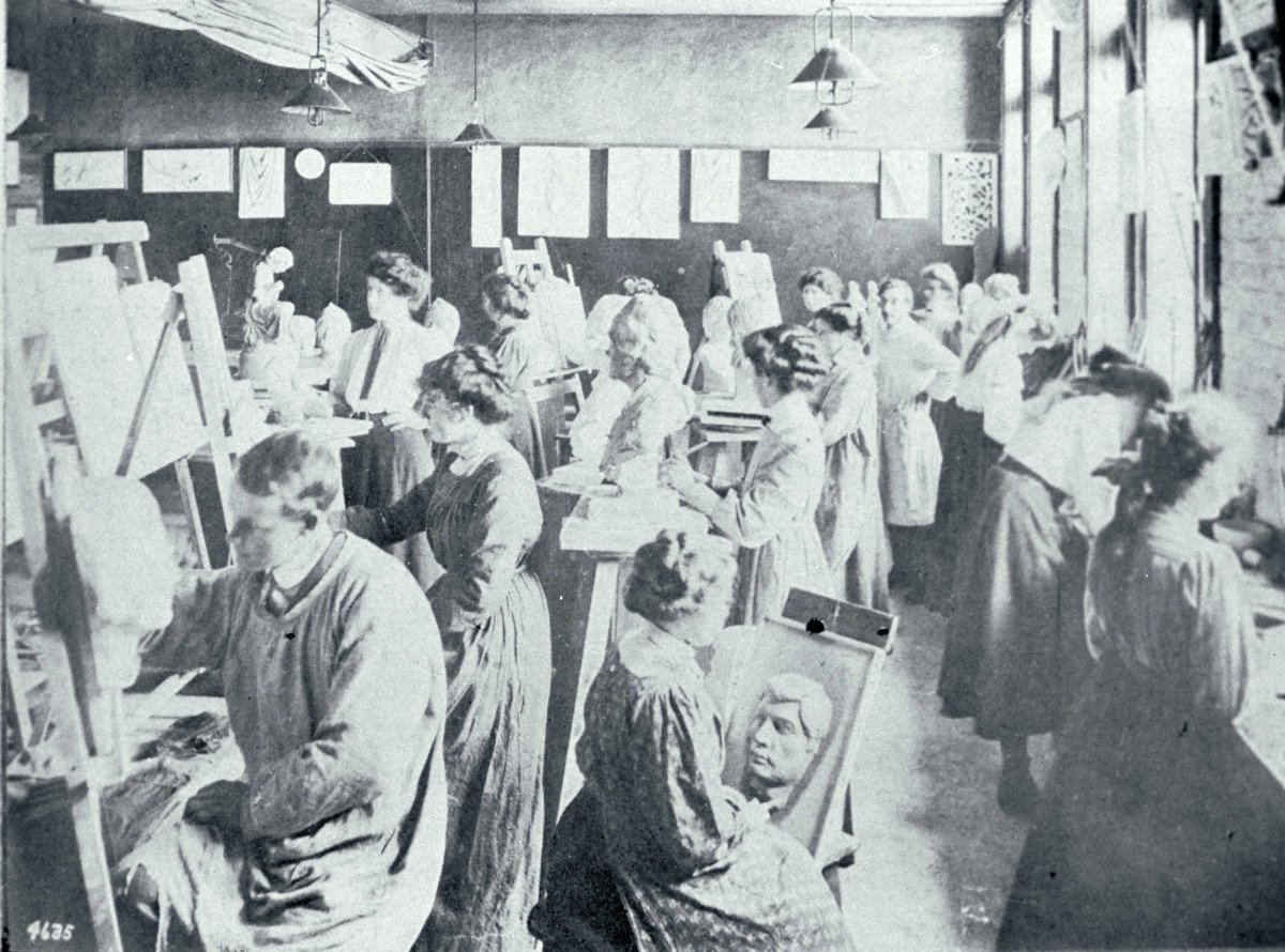Modelling class at the Christchurch School of Art discoverywall.nz