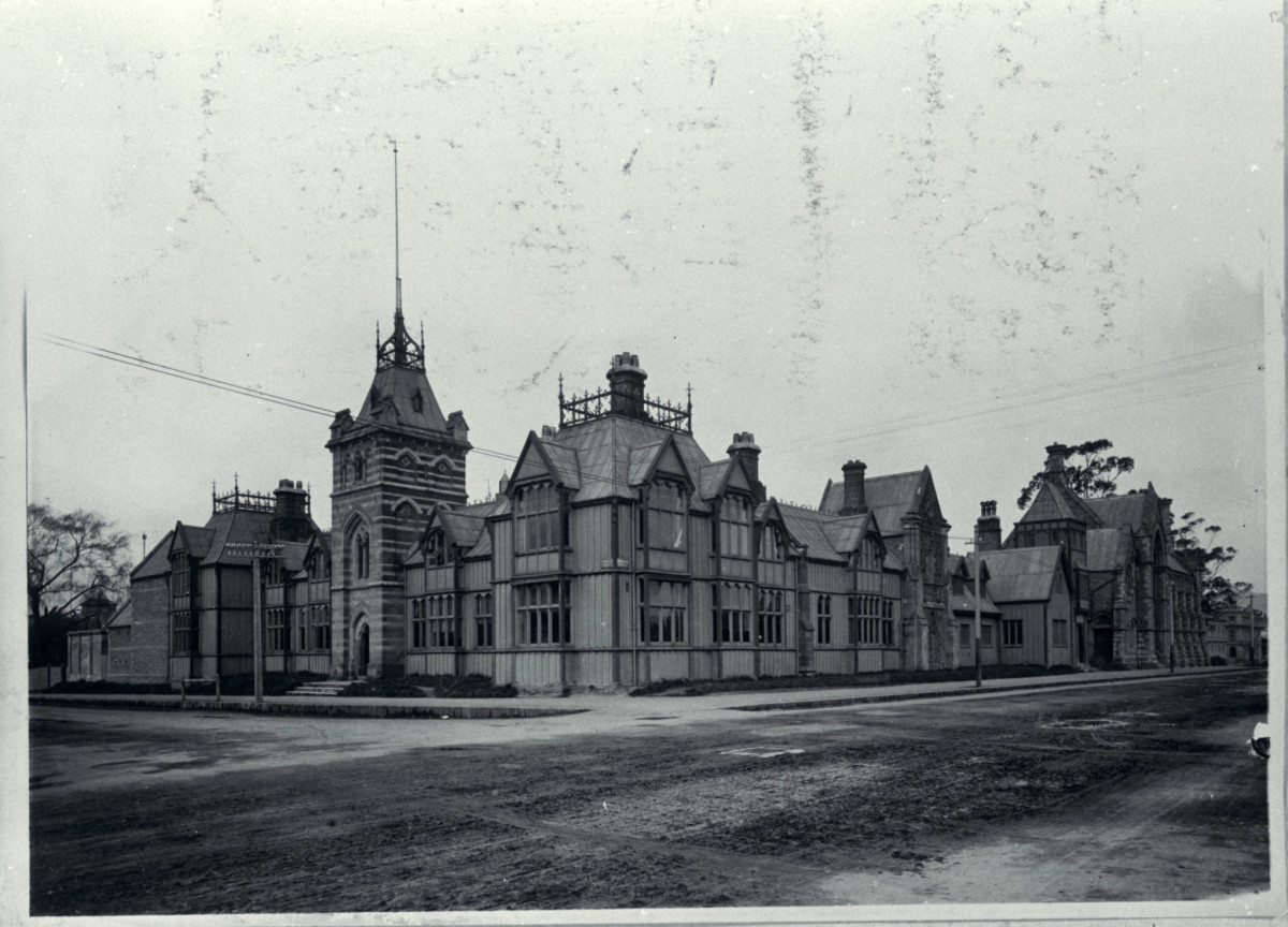 The Canterbury Provincial Government Buildings discoverywall.nz