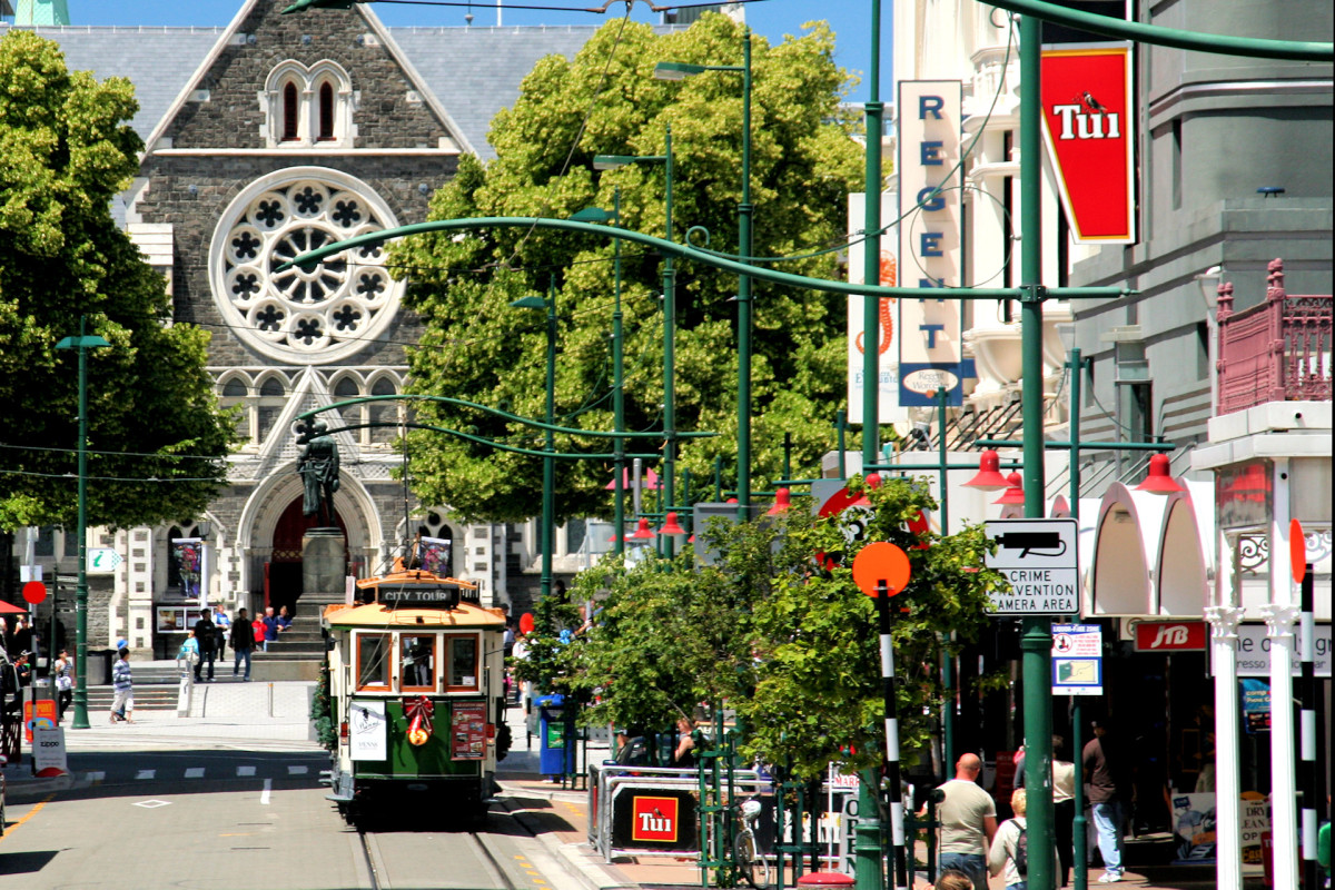 Worcester Street towards ChristChurch Cathedral discoverywall.nz