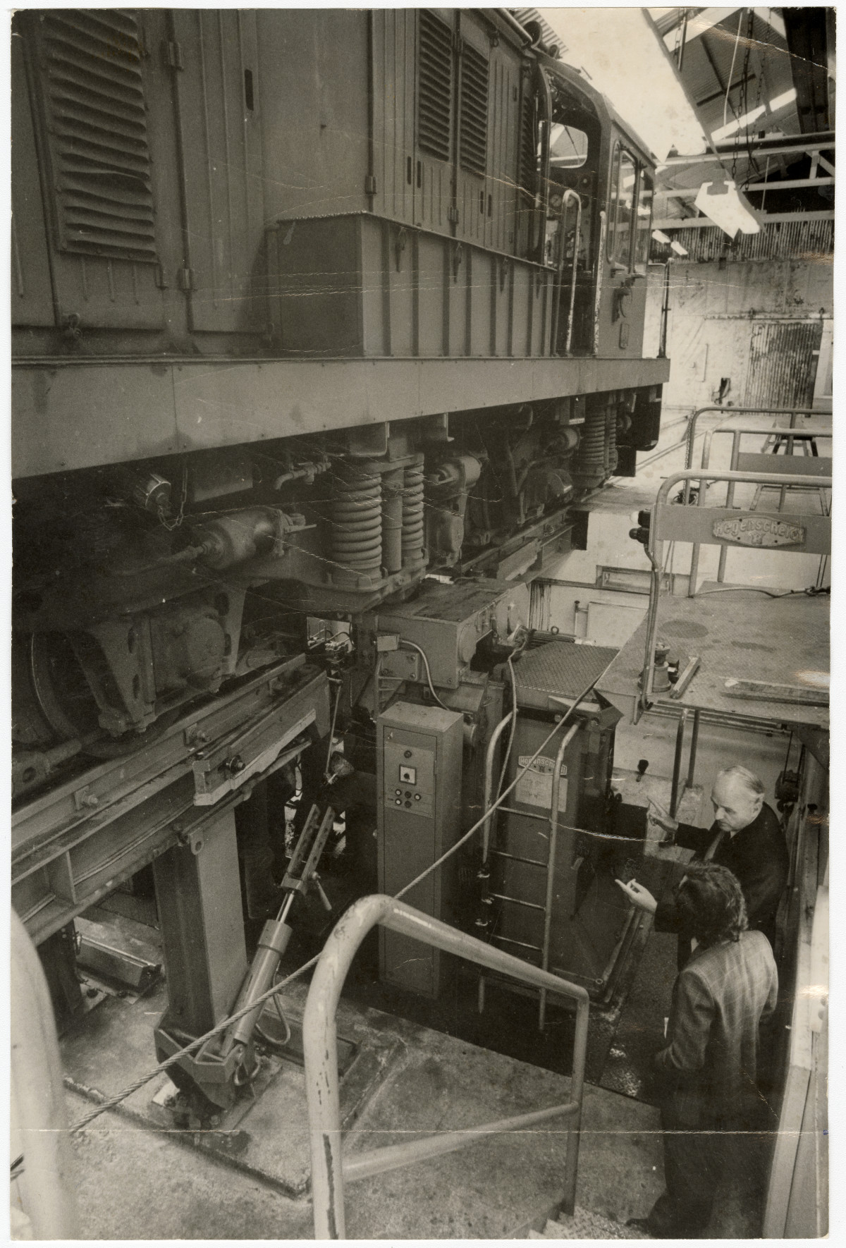 Underfloor lathe at Addington discoverywall.nz