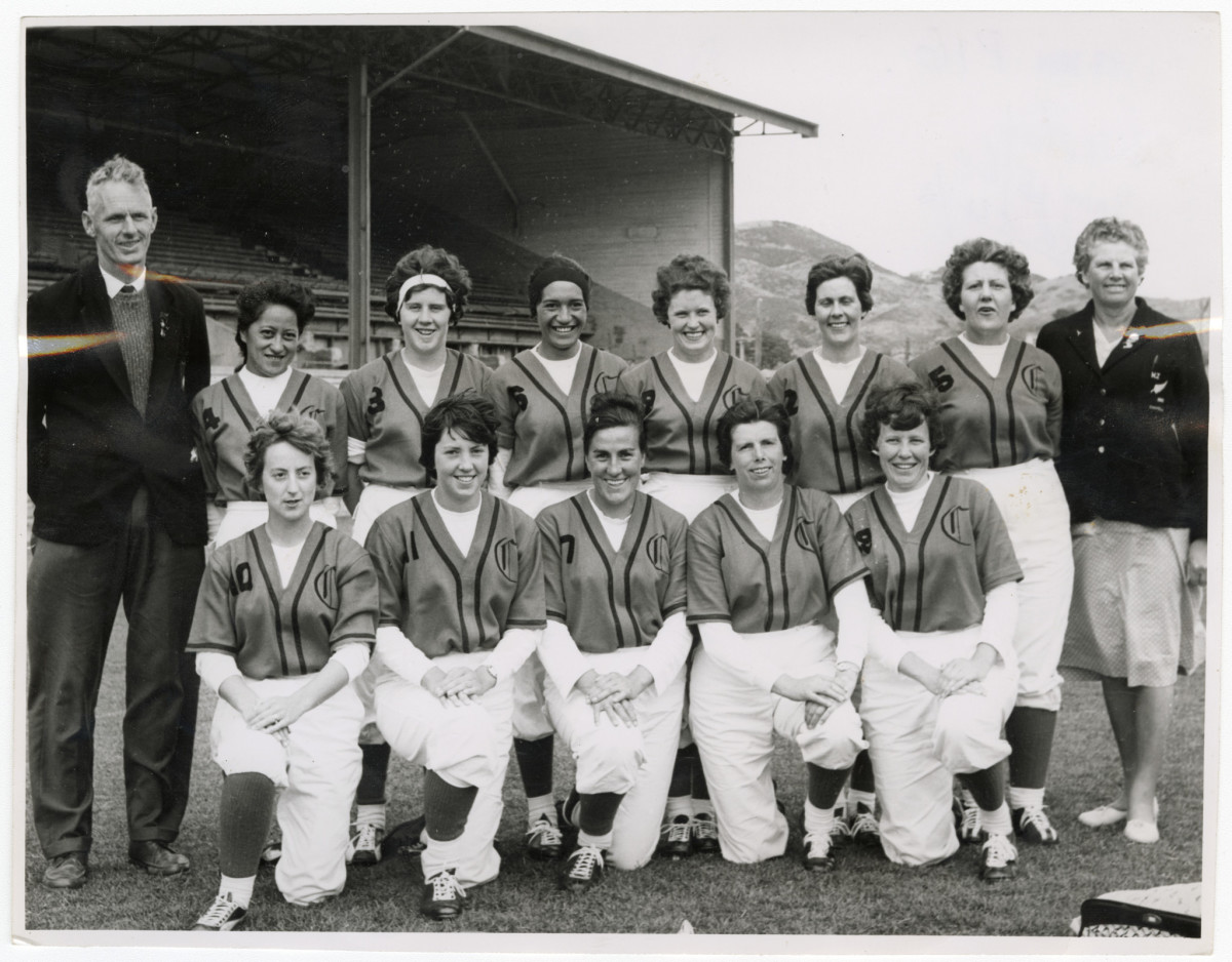 Canterbury Softball Women's Team discoverywall.nz