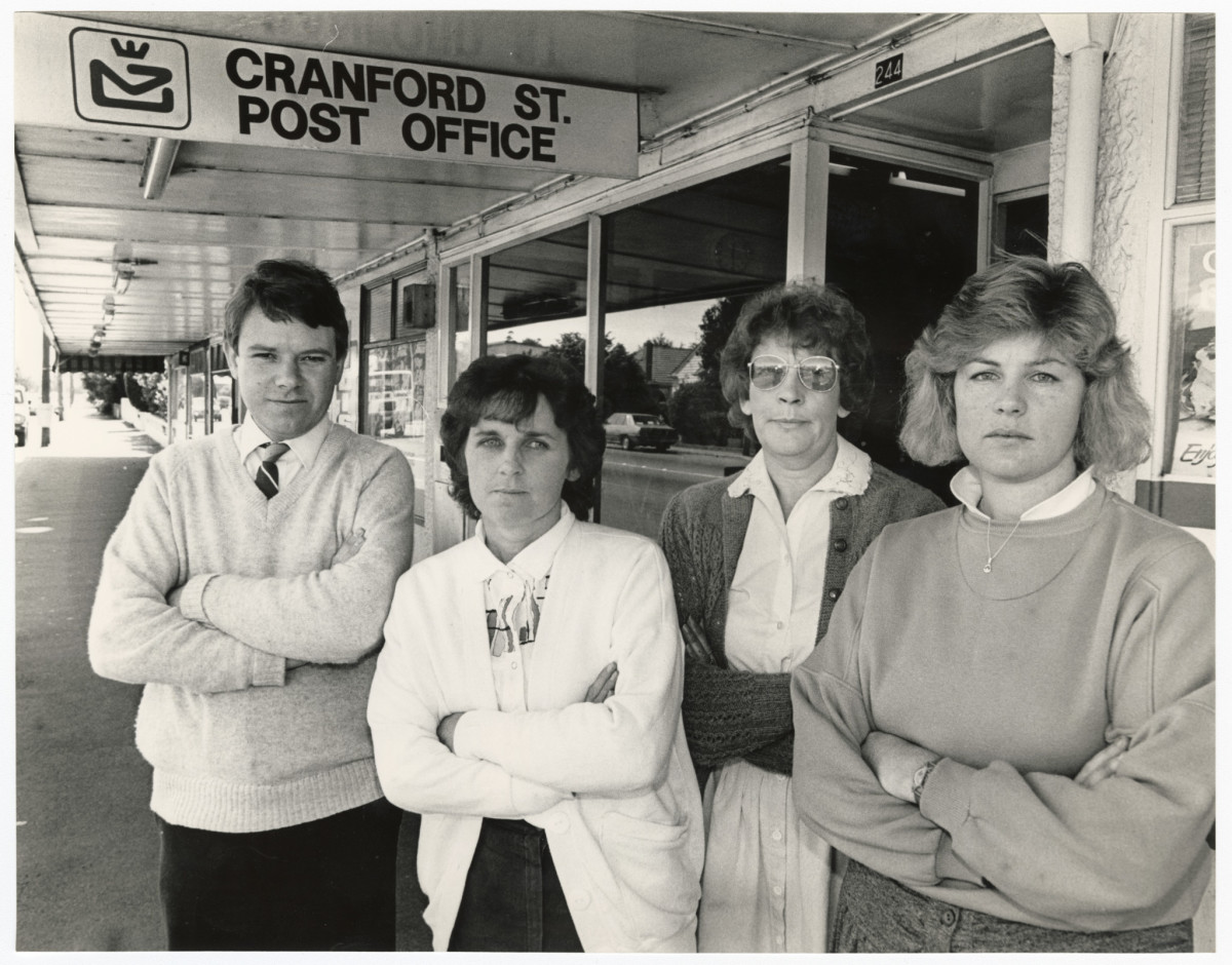 Staff outside Cranford Street Post Office, St Albans