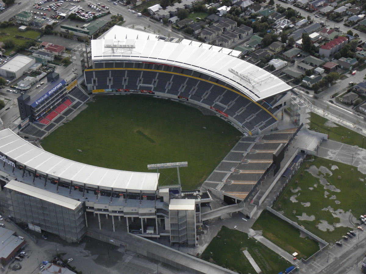 Damaged AMI Stadium. 11 March 2011. CC BY-NC-SA 4.0. CL-MuKe-P3110197